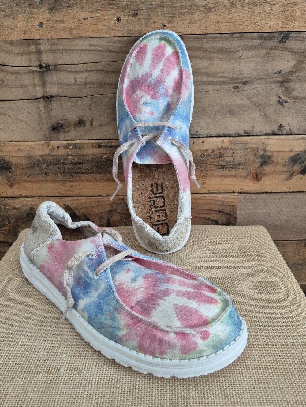 Hey Dude Boho Mandala Tie-Dye Sneaker / Loafer / Moccasin Pink & Blue Size 11 - Picture 6 of 13